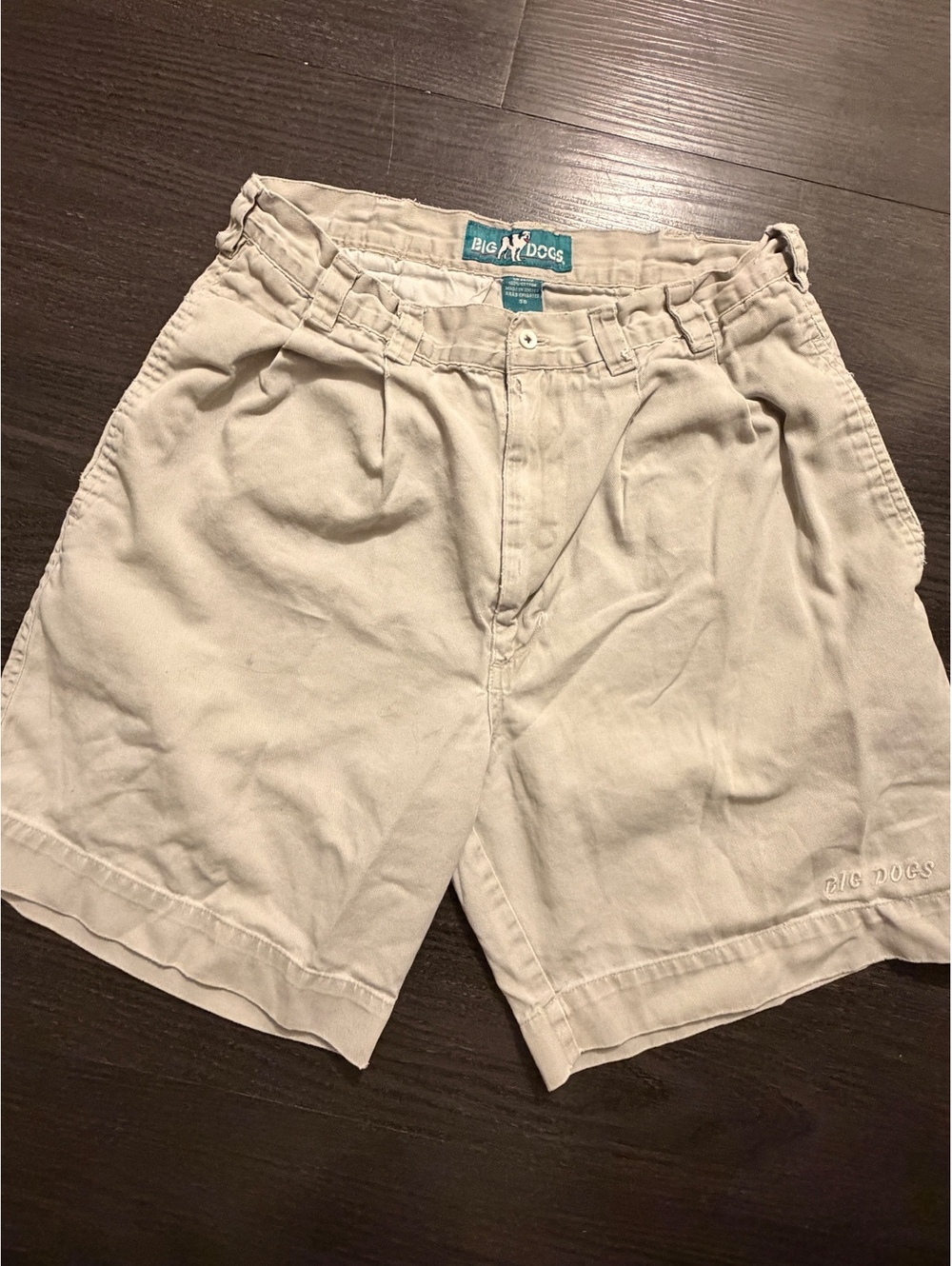 Vtg 90s Big Dogs Pleated Khaki Chino Shorts Size 30